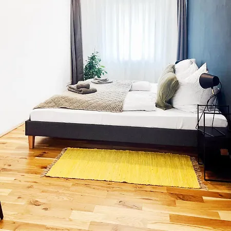 Daire Modern Living - Hbf-naehe, Kostenl. Parken, Kueche, Balkon Leipzig